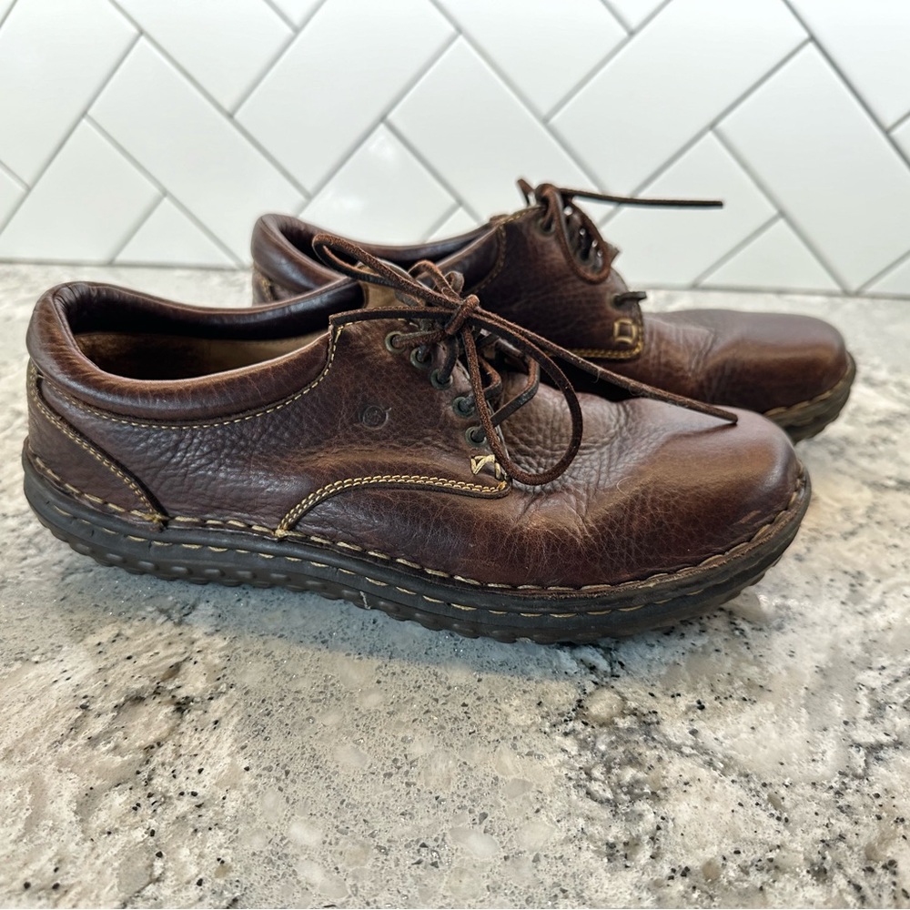 BORN Brown Leather Oxfords with Textured Finish